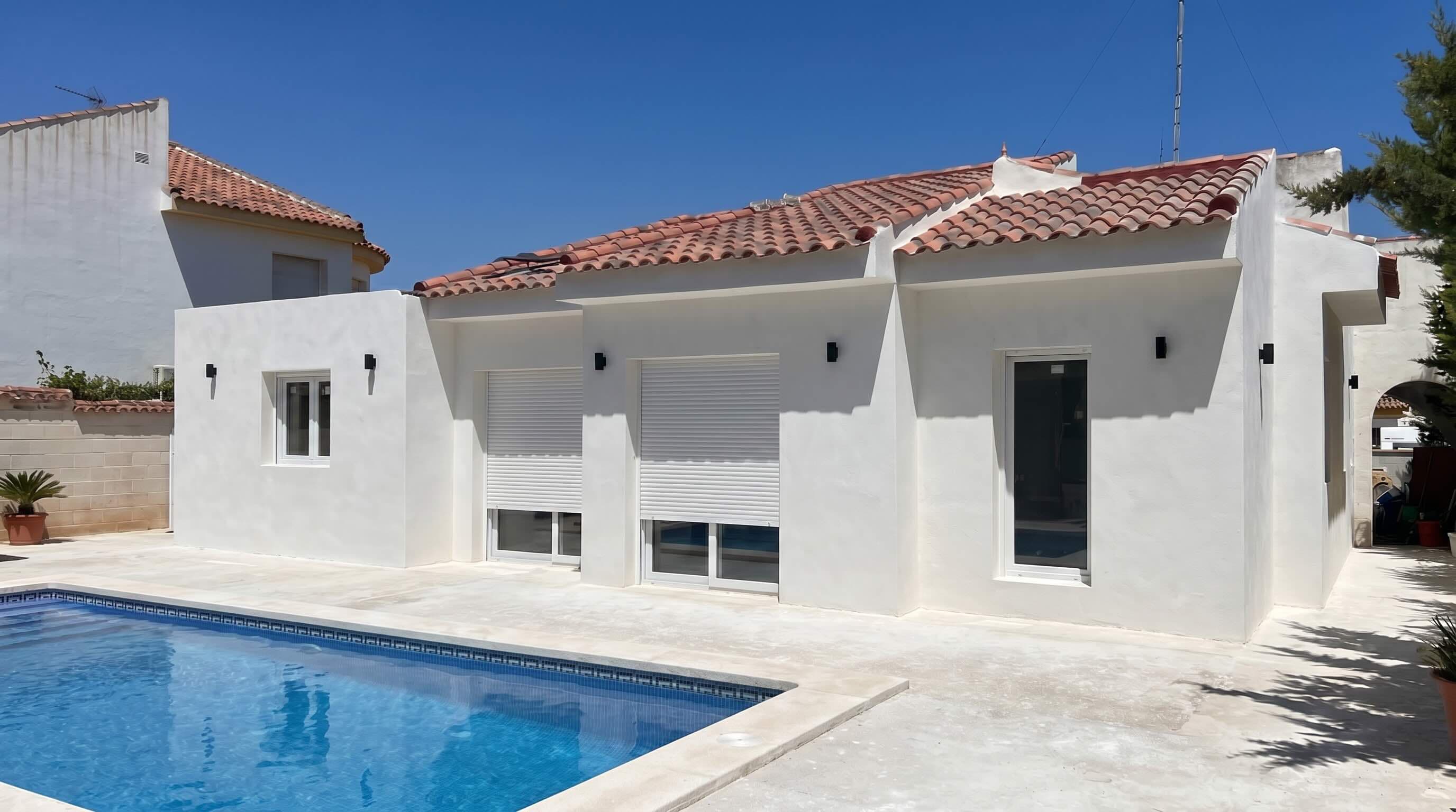 Después: Comparativa antes y después de area de exterior reformada